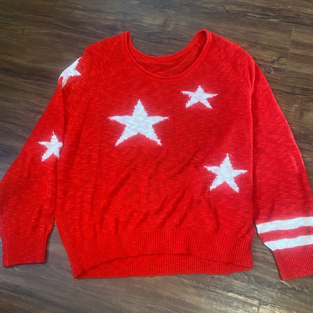 Fun red sweater with white star detail, size XL